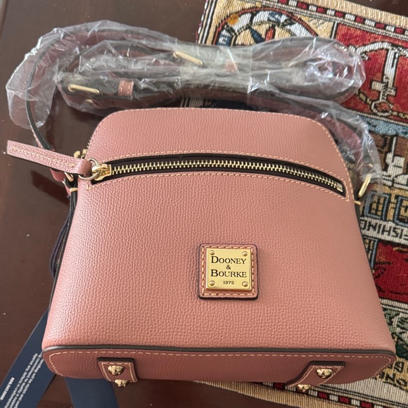 Dooney & Bourke Handbags - Dooney & Bourke Rose Crossbody Bag
